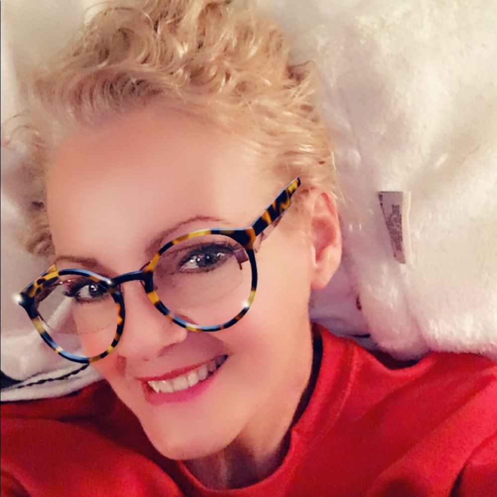 Meet your Posher, Anna